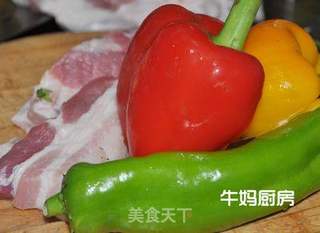 [菜谱换礼]。。。五彩肉片的做法步骤：1