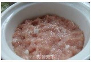 营养早餐:肉饼蛋汤的做法步骤:3