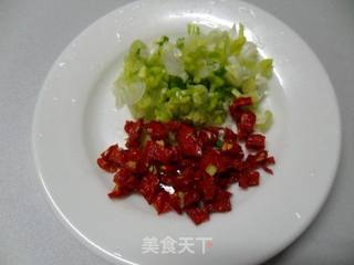 炝拌莴笋的做法步骤:2