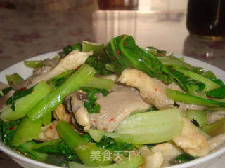 油菜平菇的做法步骤：7