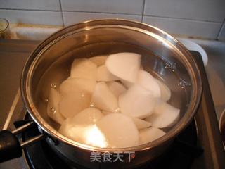 简单美味汤——萝卜牛肉丸汤的做法步骤：3