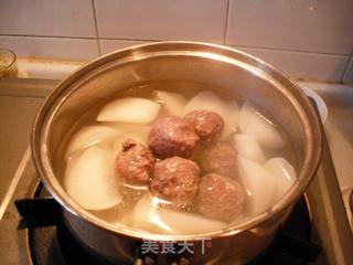 简单美味汤——萝卜牛肉丸汤的做法步骤：4