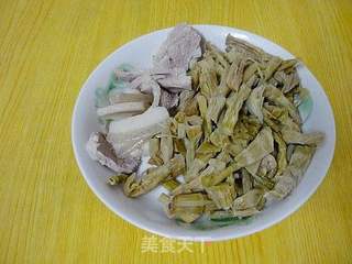 咸干笋炒肉的做法步骤:3