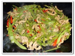 扁豆炒肉丝的做法步骤：10