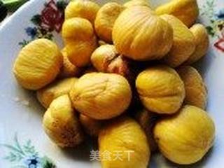 栗子鸡脚汤的做法步骤:3