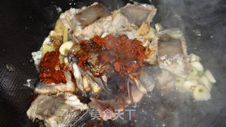 红烧青占鱼的做法步骤：9