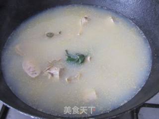 茨菇木耳炖河蚌的做法步骤:9