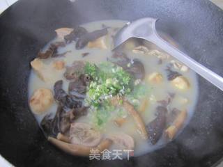 茨菇木耳炖河蚌的做法步骤:13