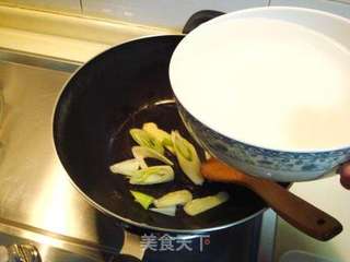 香菇白菜汆丸子的做法步骤:13