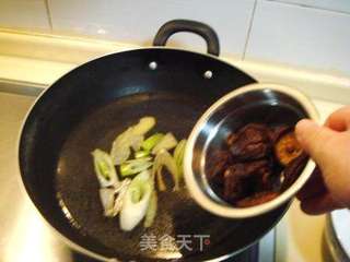 香菇白菜汆丸子的做法步骤:14