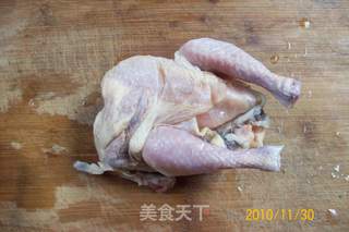 【飞禽美味精典】《萝卜大葱炒乳鸽》的做法步骤：2