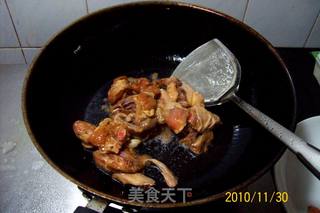 【飞禽美味精典】《萝卜大葱炒乳鸽》的做法步骤：12