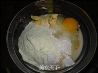 烤辣味披萨的做法步骤：1