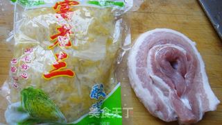 [美食家主题赛---第四季]---绚丽多姿的酸菜饺子的做法步骤：13