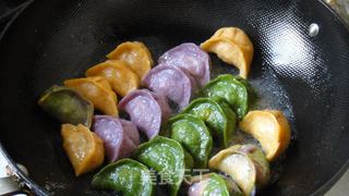 [美食家主题赛---第四季]---绚丽多姿的酸菜饺子的做法步骤：28