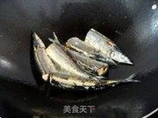 香煎秋刀鱼的做法步骤:4
