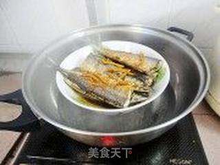 香煎秋刀鱼的做法步骤:7