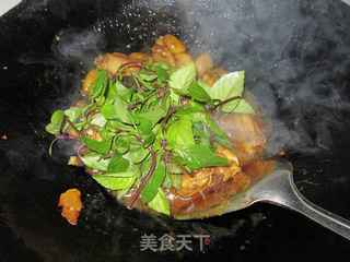 三杯鸡的做法步骤:8