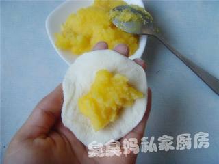 奶黄包的做法步骤:7