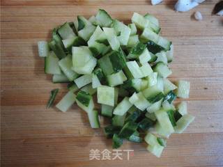 腊肉五彩蝴蝶面的做法步骤:3