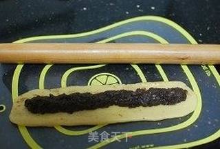 香酥红豆卷的做法步骤:7