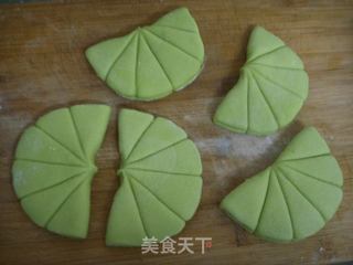 荷叶饼的做法步骤：6