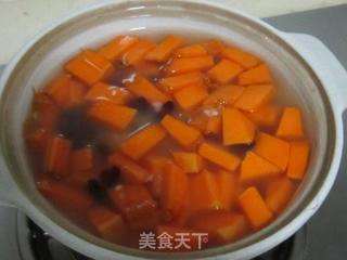 美容养颜的南瓜香蕉煲仔饭的做法步骤:2