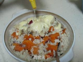 美容养颜的南瓜香蕉煲仔饭的做法步骤:9