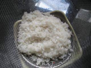 打造香喷喷的烤箱饭--香烤腊肉饭的做法步骤:2
