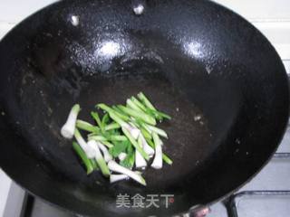 大蒜姬菇炒肉片的做法步骤：7