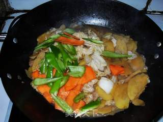 土豆片烧白菜的做法步骤:9