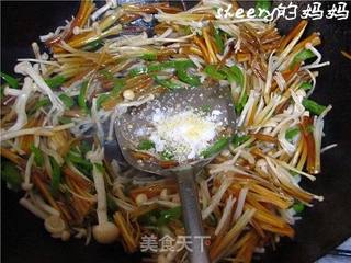 清炒金针菇的做法步骤:5