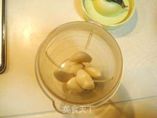 东北名菜“蒜香熏豆卷”的做法步骤:2