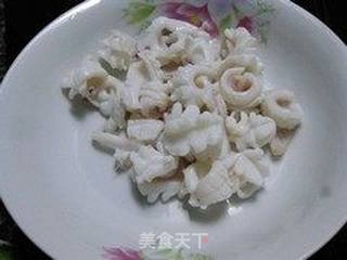 双椒炒鱿鱼的做法步骤:8