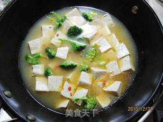 剁椒金针豆腐汤的做法步骤：5
