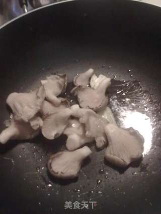 平菇油菜的做法步骤：3