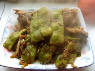 宜荤宜素——脊骨炖豆角的做法步骤:6