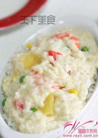 奶酪海鲜焗饭的做法步骤:6