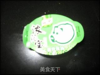 白菜鱿鱼豆腐煲的做法步骤:4