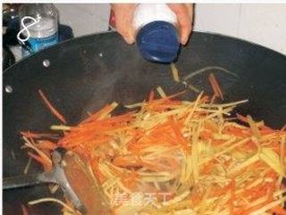 胡萝卜丝炒土豆丝的做法步骤:8