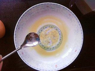 微波炉煎鸡蛋的做法步骤:2