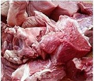 香辣酱牛肉的做法步骤：1
