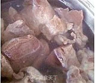 香辣酱牛肉的做法步骤：2