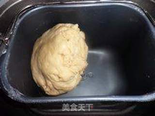 圣诞点心------豆沙肉松面包的做法步骤:3
