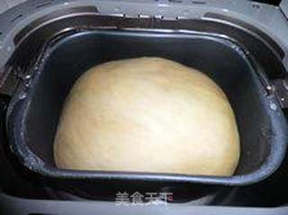 圣诞点心------豆沙肉松面包的做法步骤:4