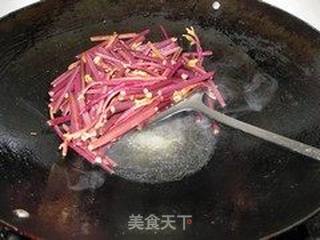 家常小炒——猪肉炒蕨菜的做法步骤：4