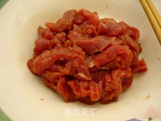 洋葱爆牛柳的做法步骤:3