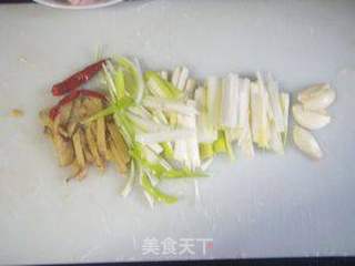 什么方法吃羊肉最有营养--葱香焖羊排的做法步骤：3