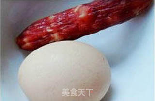 缤纷圣诞腊味炒饭的做法步骤:3