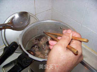山药马蹄腿骨汤的做法步骤:7
